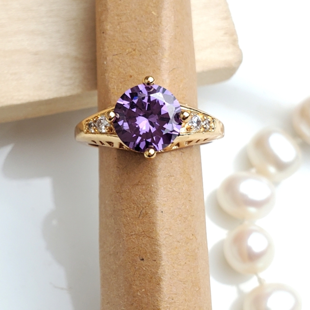 💫 Stunning Amethyst Gold Ring size 6